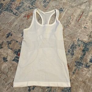 Lululemon Swiftly Tech Racerback
